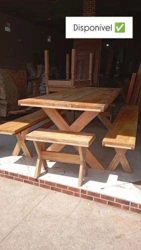 MESA ANGICO COM 04 BANCOS tamanho 2,5m x 86cm