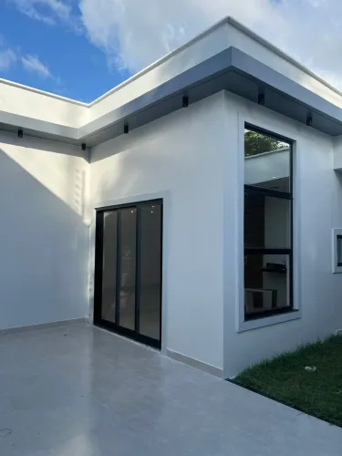 Linda casa no Jardim Turu / 3 quartos