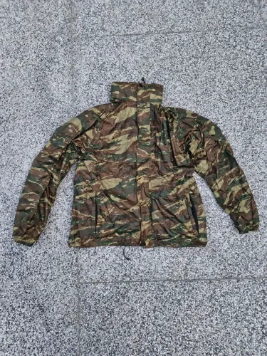 Abrigo Anorak Storm - Camuflado