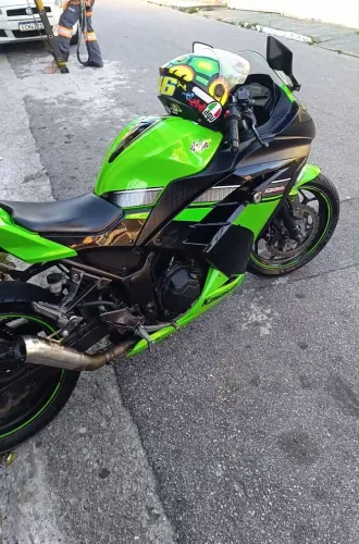 Kawasaki ninja 300 edição especial abs
