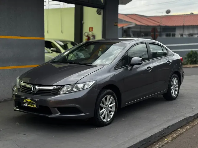 Honda Civic Sedan LXS 1.8/1.8 Flex 16V Aut. 4P 2015