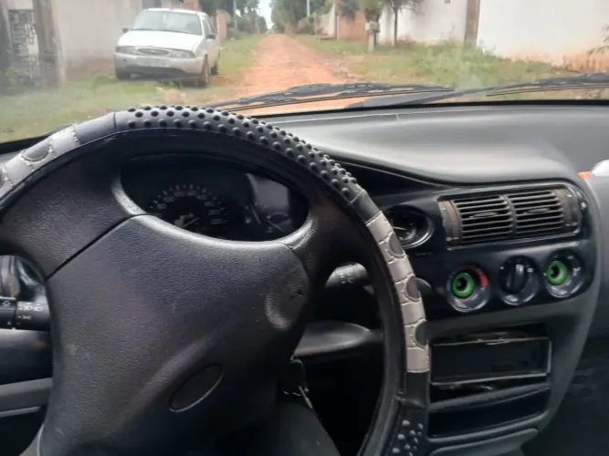 Ford Escort GL 1.8i 16V 4P 1997