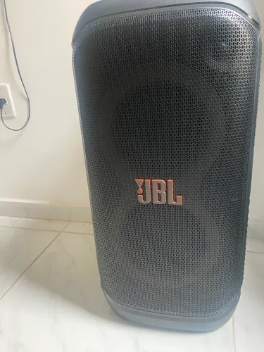 JBL 320