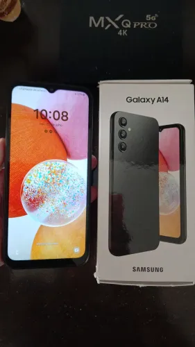 Smartphone Samsung Galaxy A14 com 128Gb usado em ótimo estado