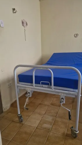 Cama hospitalar, leito em casa (manual)