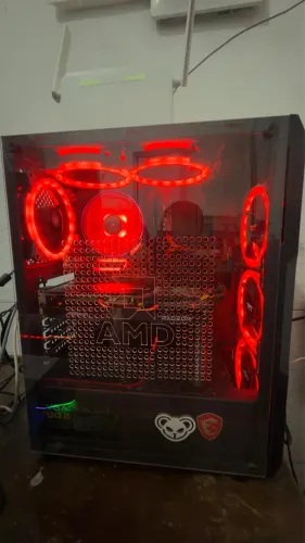 Gabinete Gamer personalizado Aigo darkflash s/fans