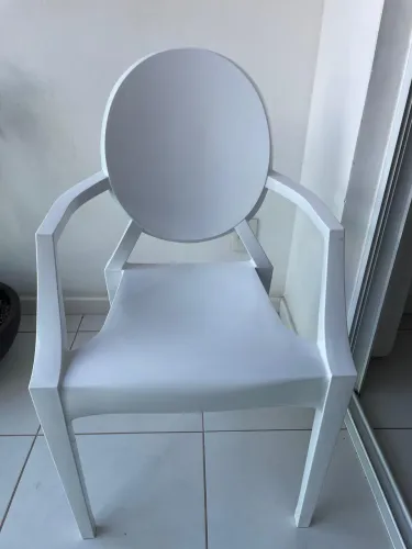 Cadeira de Policarbonato Branca 