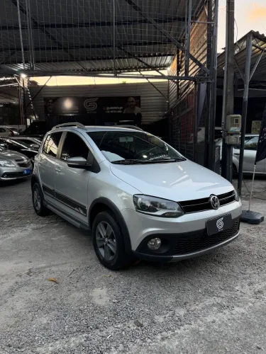 Volkswagen Crossfox 1.6 MI Total Flex 8V 5P 2012