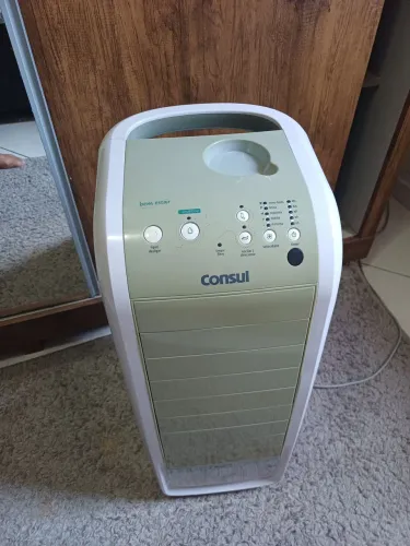 Climatizador de ar cônsul 220v em bom estado funcionando todas funções perfeitamente