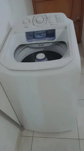 Máquina de Lavar Electrolux 12kg Branca Essential Care com Cesto Inox e Jet&Clean 
