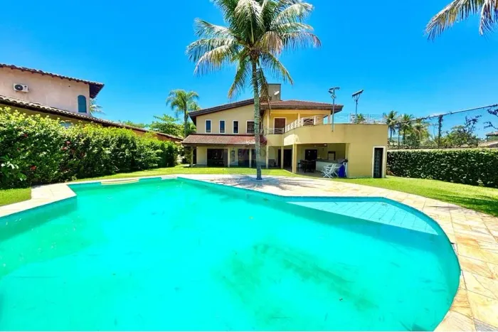 Casa à venda no Condomínio Jardim Acapulco Guarujá SP