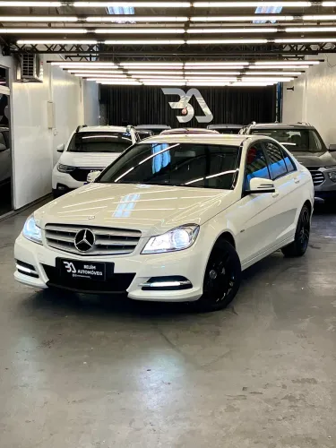 Mercedes-Benz C-180 CGI Classic 1.8 16V 156cv Aut. 2012