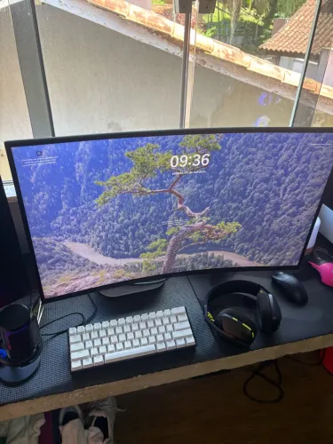 Monitor 27? curvo 240hz
