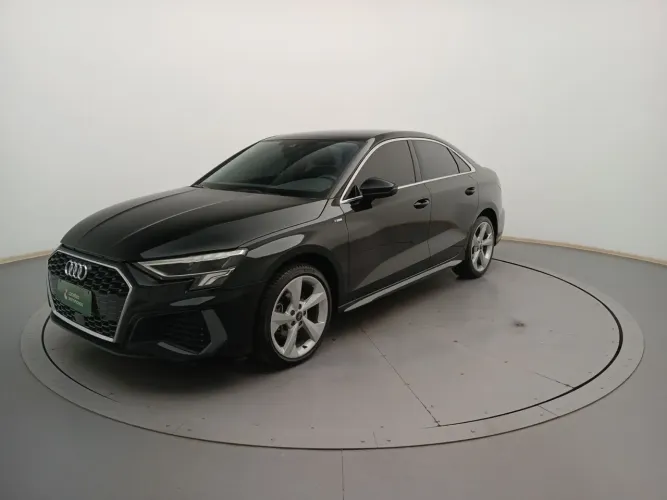 Audi A3 Sedan S-line 2.0 TFSI S-tronic 2024