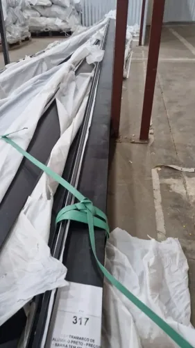 Contramarco de Alumínio Preto - Preço por Metro - Barras de 6m