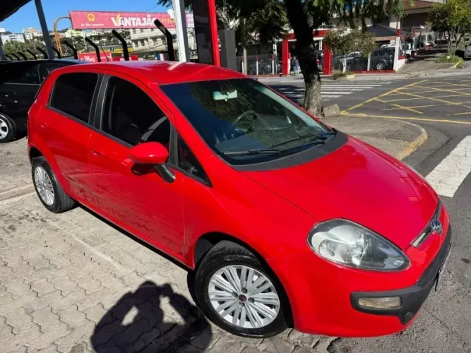 Fiat Punto Attractive Italia 1.4 F.flex 8V 5P 2013