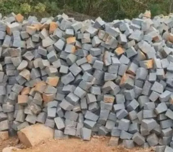 DLP pedras a serviço da sua obra 