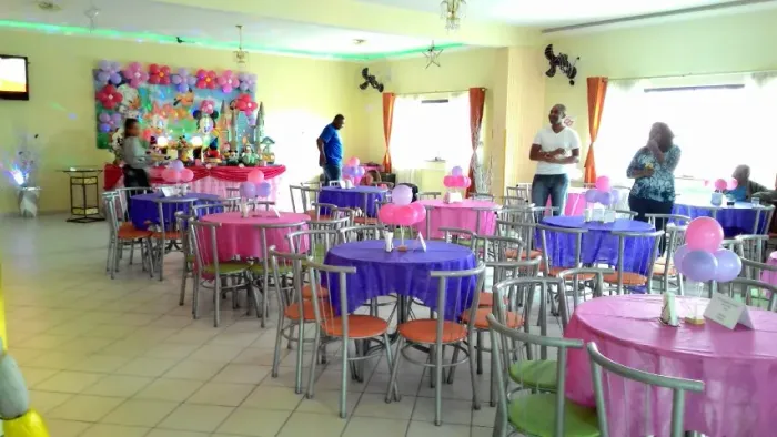 mesas-e-cadeiras-vendo