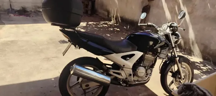 Honda Twister 250 | 2005 | Projeto Café Racer