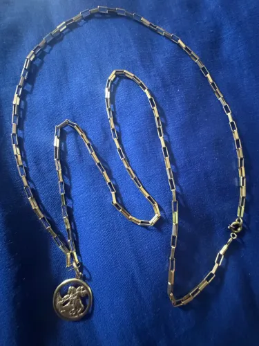 Cordão de ouro