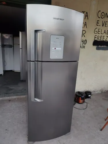 Geladeira inox Brastemp semi nova 