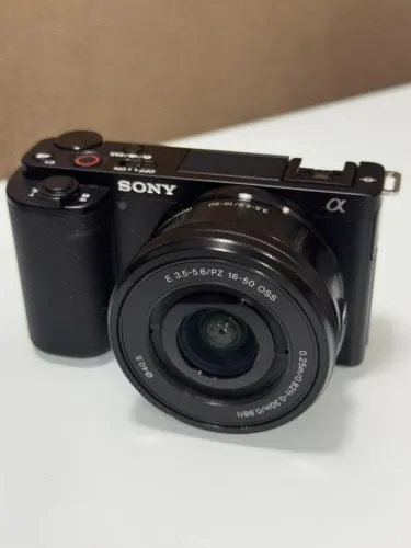 Camera sony zve-10 I e Lente Viltrox 23mm F/1.4 Sony E-mount