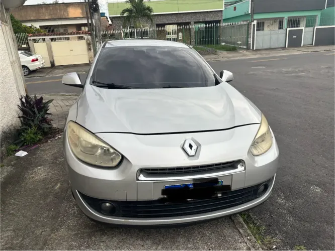 Renault Fluence Sed. Dynamique 2.0 16V Flex Aut. 2013