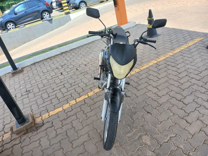TITAN 150