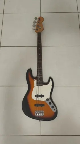 [ACEITO OFERTAS] Baixo Jazz Bass Custom Vintage