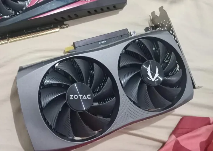Placa de Video RTX 4060 Zotac