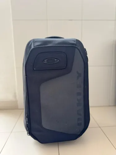 Mala de Bordo / Viagem Oakley Roller Original - Preta