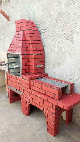 Churrasqueira com fogão a lenha de pré moldado 1.500