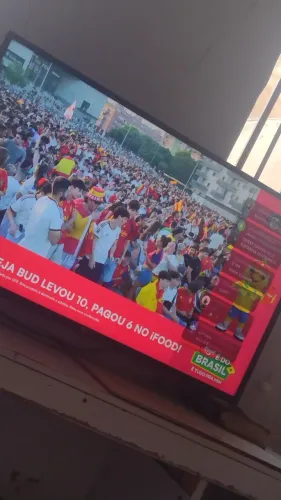 Vendo essa TV boa funcionando tudo