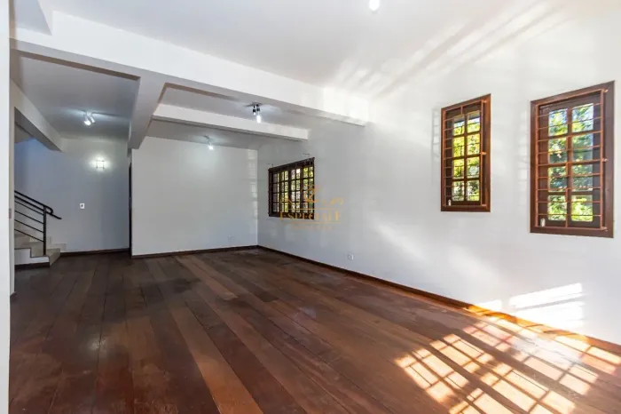 CASA COMERCIAL PARA LOCAÇÃO NO CAJURU EM CURITIBA