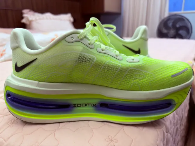 Vende Nike Vomero Premium n 43