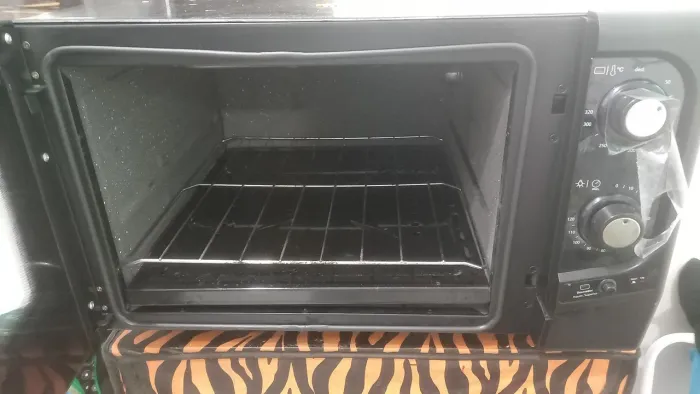 Forno semi novo