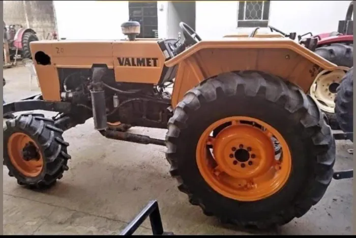 Trator Valmet 65 Com Direção Hidráulica - Revisado