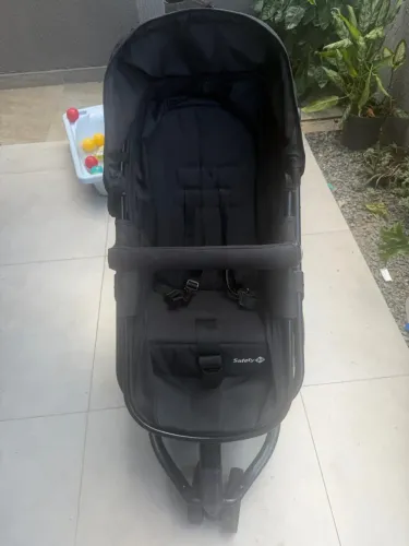 Bebê conforto e carrinho
