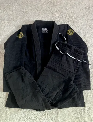 Kimono Jiu-jitsu - In The Guard