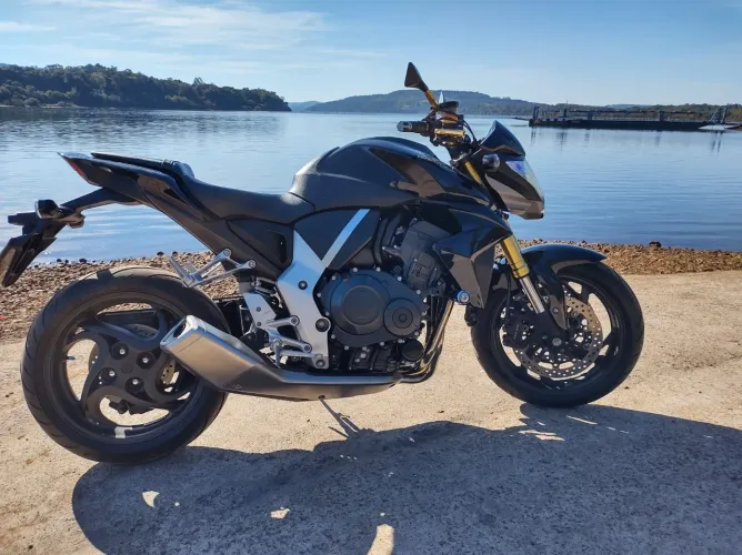 Vendo CB1000R