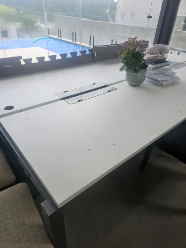 Mesa para escritório 1,40x1,40 desapego 