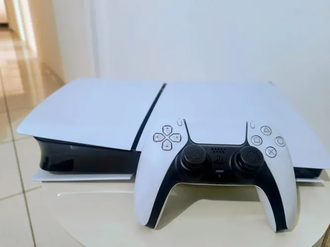 Playstation 5 Slim - 1TB