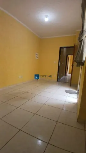 OTIMA CASA PARA LOCAÇÃO NO CONDOMÍNIO RUBI