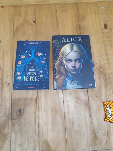 LIVROS (OS DOIS PELO PRECO DE UM)