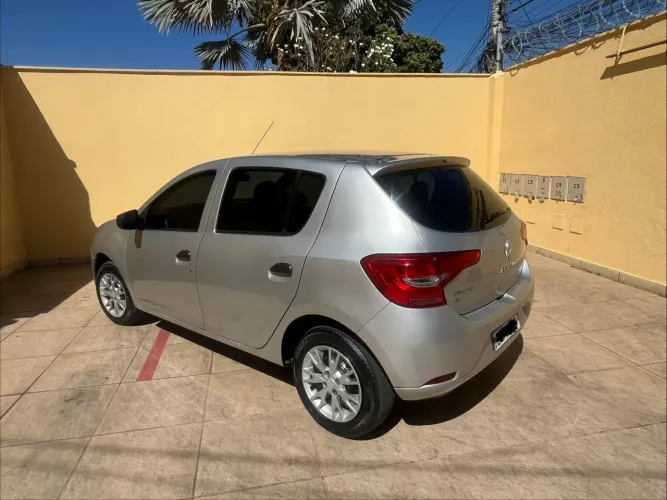 Renault Sandero Life Flex 1.0 12V 5P Mec. 2020