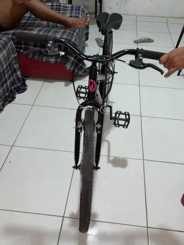 ? VENDE-SE ESTA BICICLETA! ? Interessados, chamar no privado! ?