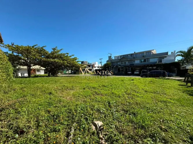 Terreno à venda, 450 m² por R$ 3.600.000 - Jurerê - Florianópolis/SC