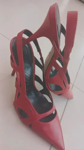 Scarpin slingback Arezzo vermelho salto fino tamanho 36