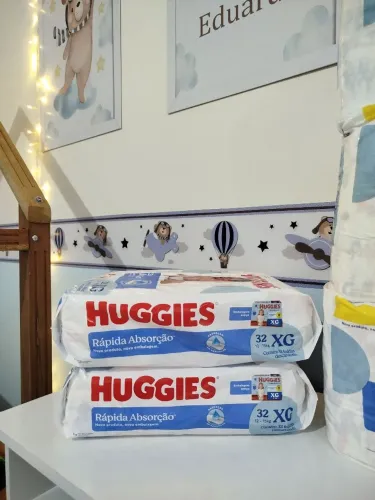  Fraldas Huggies tamanho XG - Lacradas