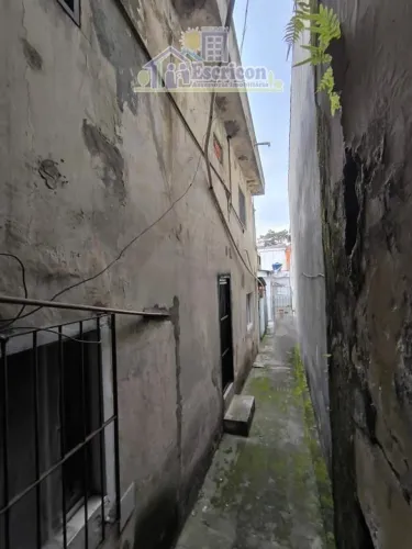 Excelente imóvel para venda, conta com duas casas e um salão comercial, oportunidade incrí